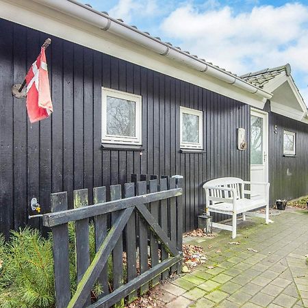 Holiday Home Lyngvej IV Fjerbaek Екстер'єр фото