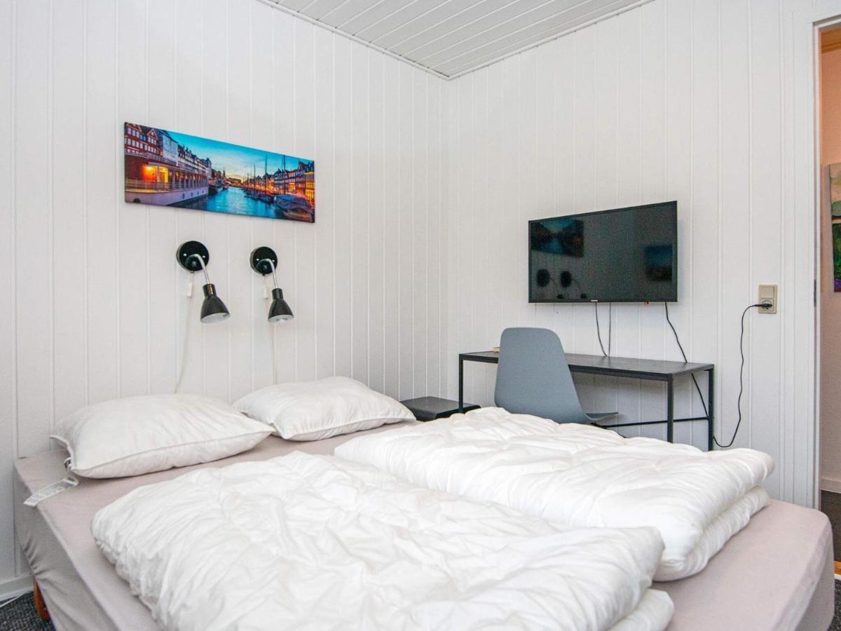 Holiday Home Lyngvej IV Fjerbaek Екстер'єр фото